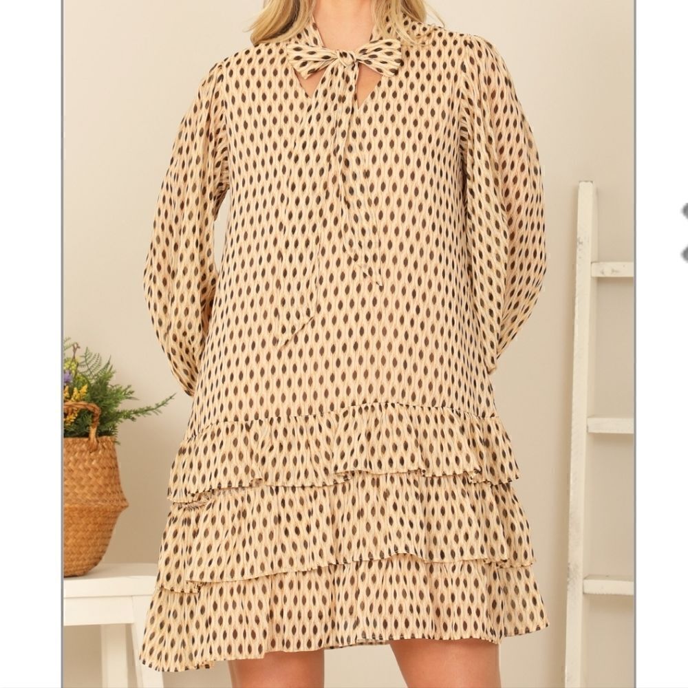 Chiffon Ruffled Dotted Mini Neutral Tan Gold - Picture 10 of 13